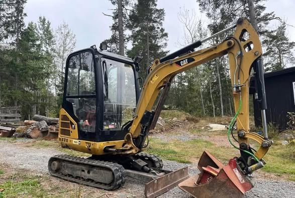 CATERPILLAR 302.2D
