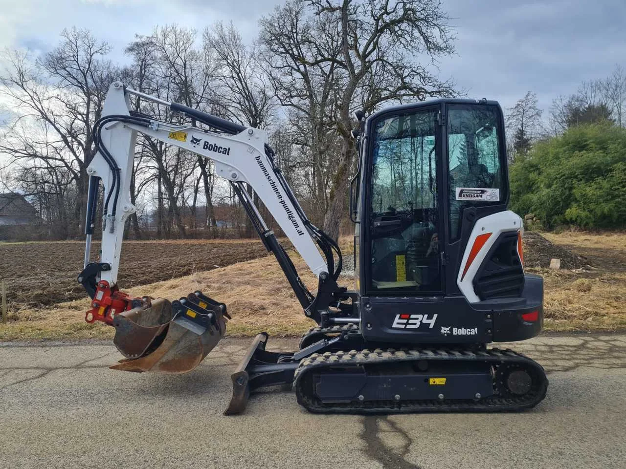 BOBCAT E34