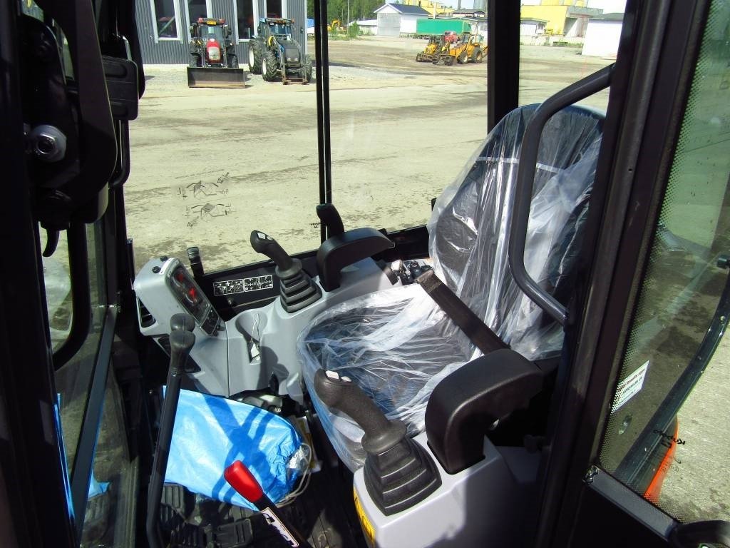 Kubota U27-4 – Image 10