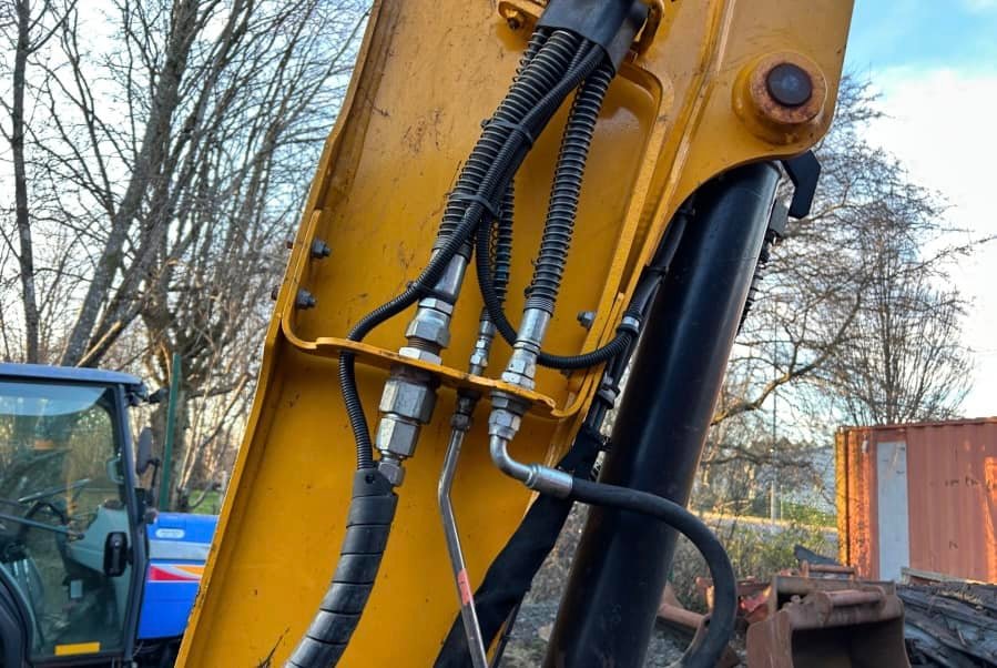 JCB 65R-1 – Image 18