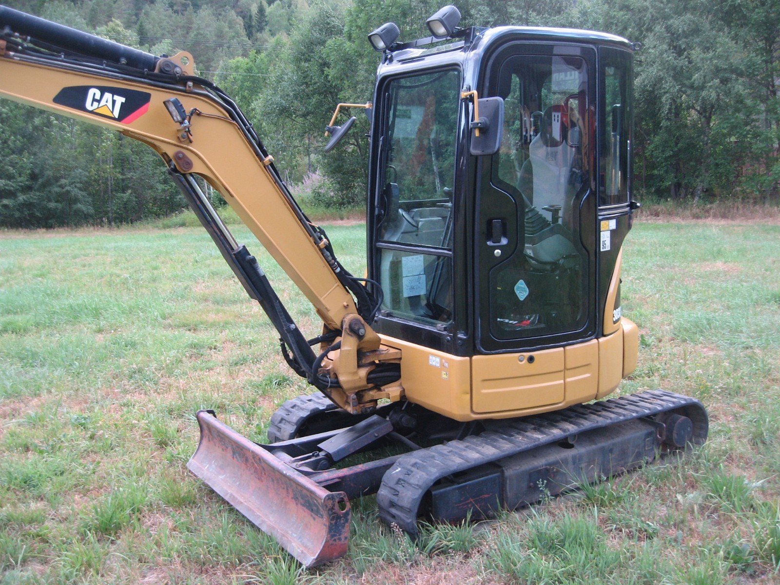 CATERPILLAR 303C – Image 2