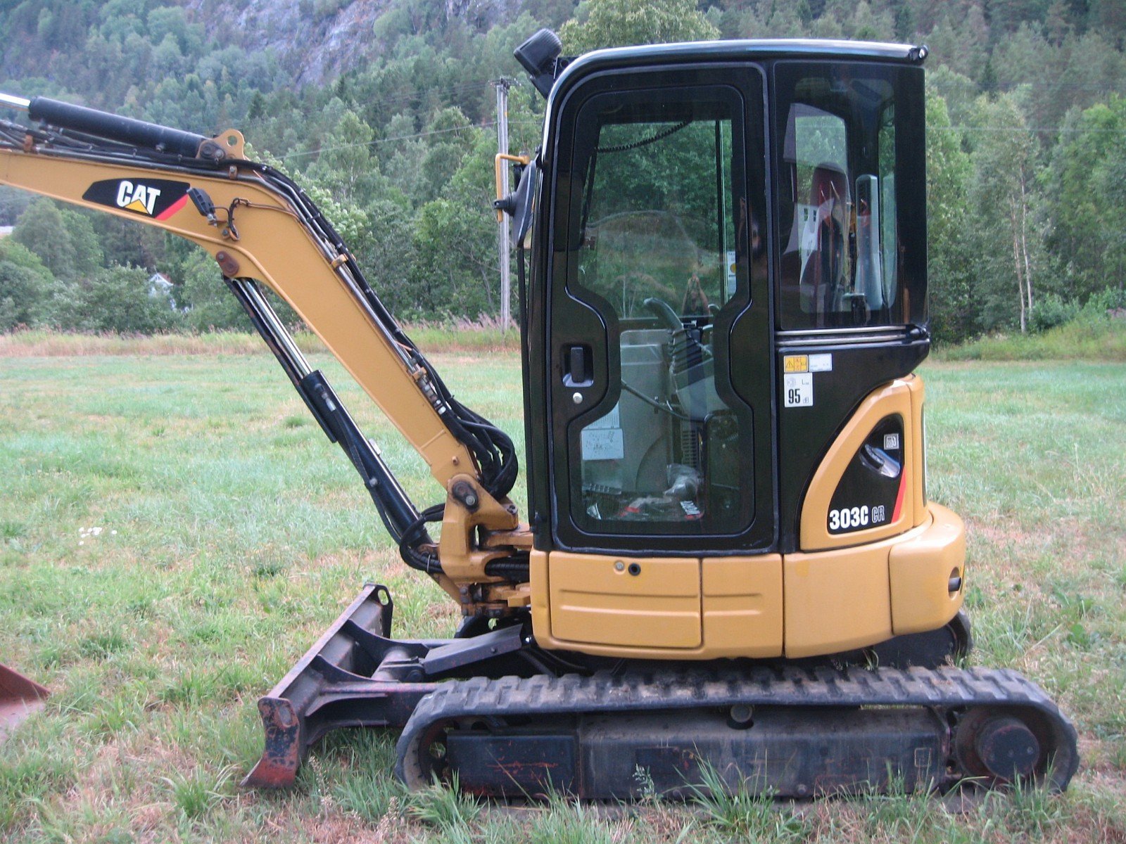 CATERPILLAR 303C – Image 3