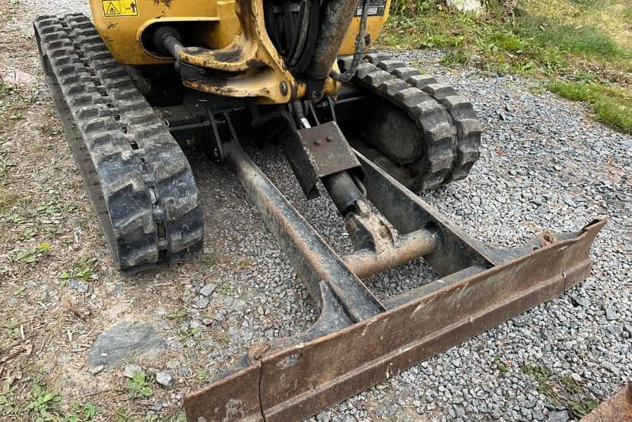 CATERPILLAR 302.2D – Image 7