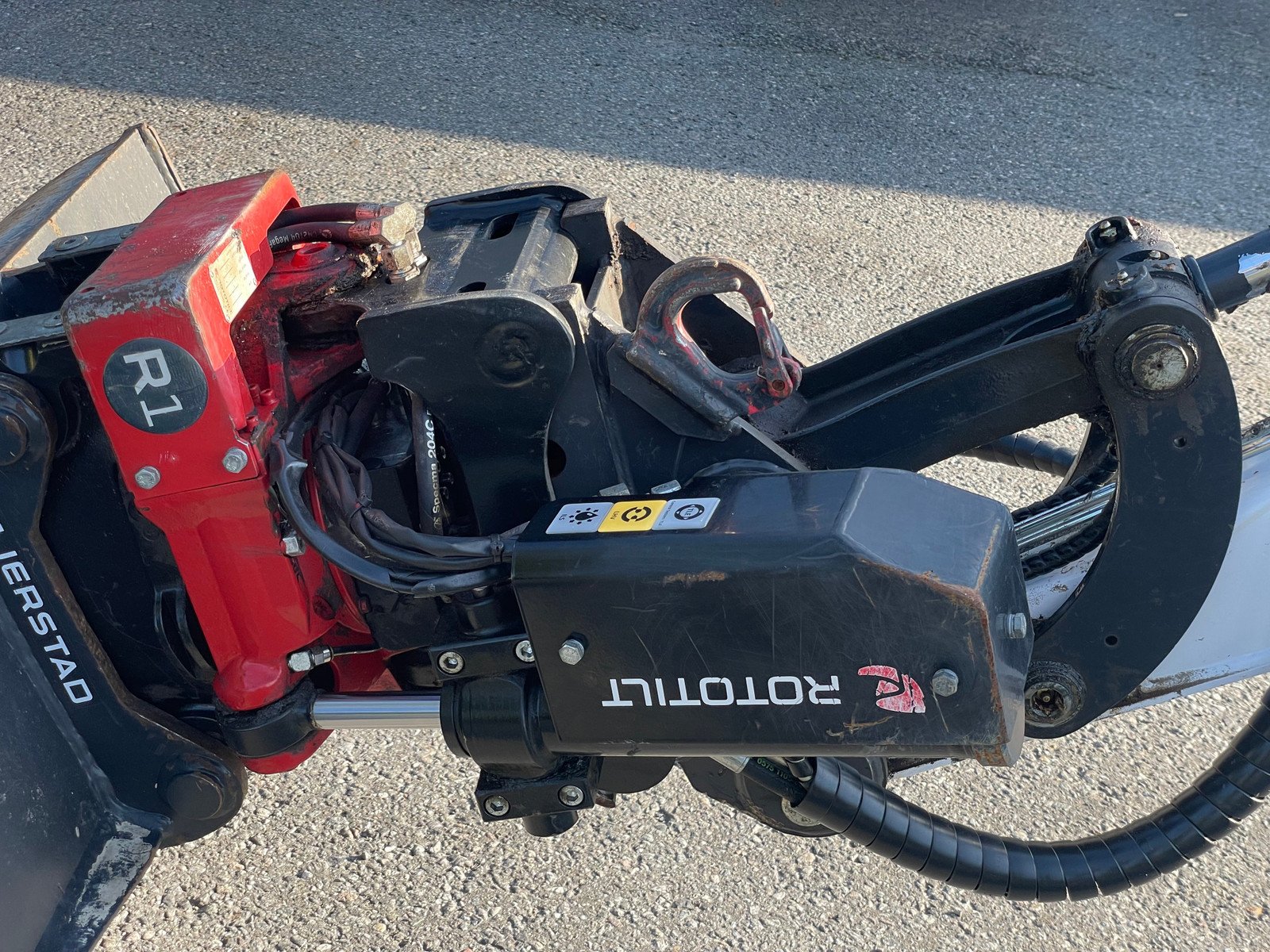 Bobcat E27 – Image 9