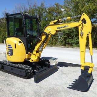 KOMATSU PC 26 MR-3