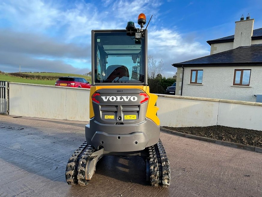Volvo ECR25D – Image 12