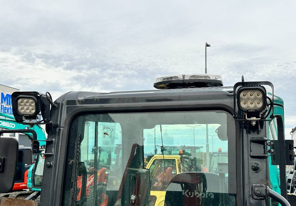 Kubota U36-4 – Image 16
