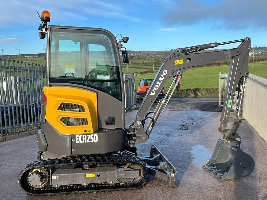 Volvo ECR25D – Image 21