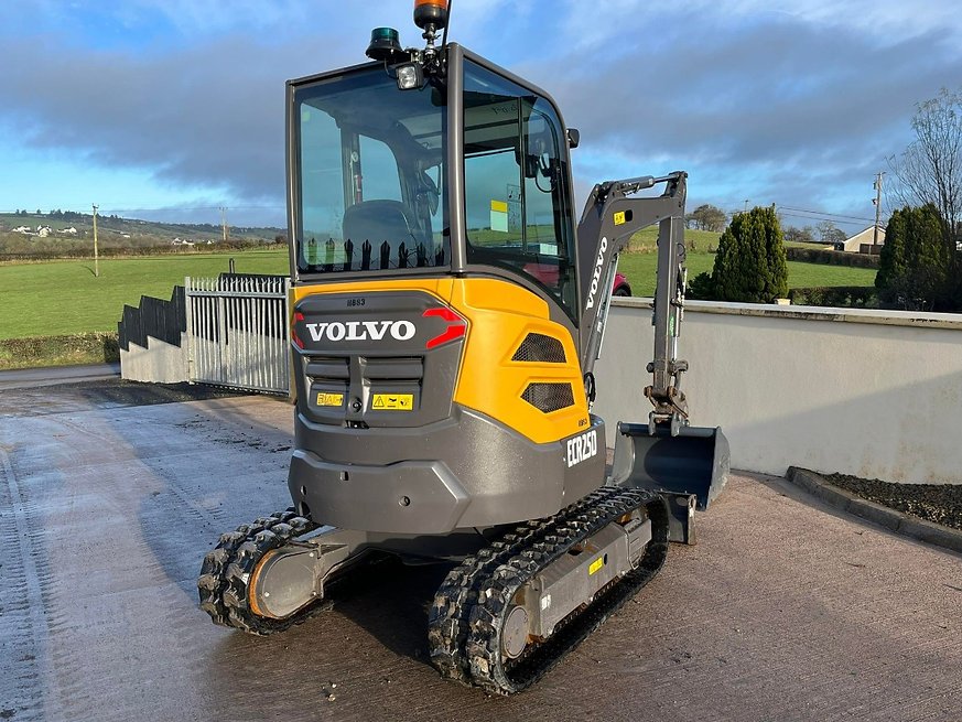 Volvo ECR25D – Image 8